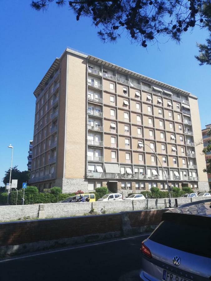 Accademia Rooms リヴォルノ エクステリア 写真